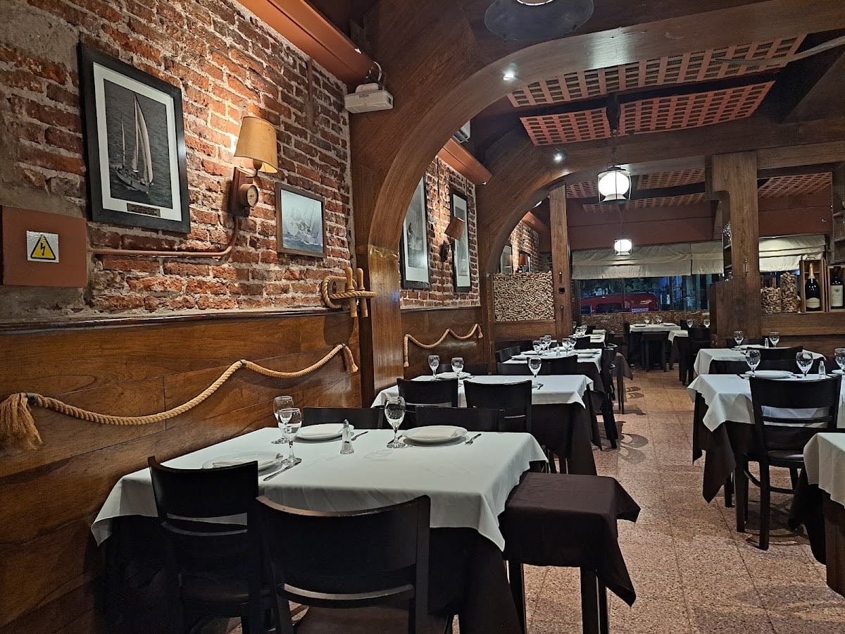 Sur Restaurant