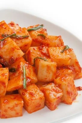 kkakdugi - diced radish kimchi