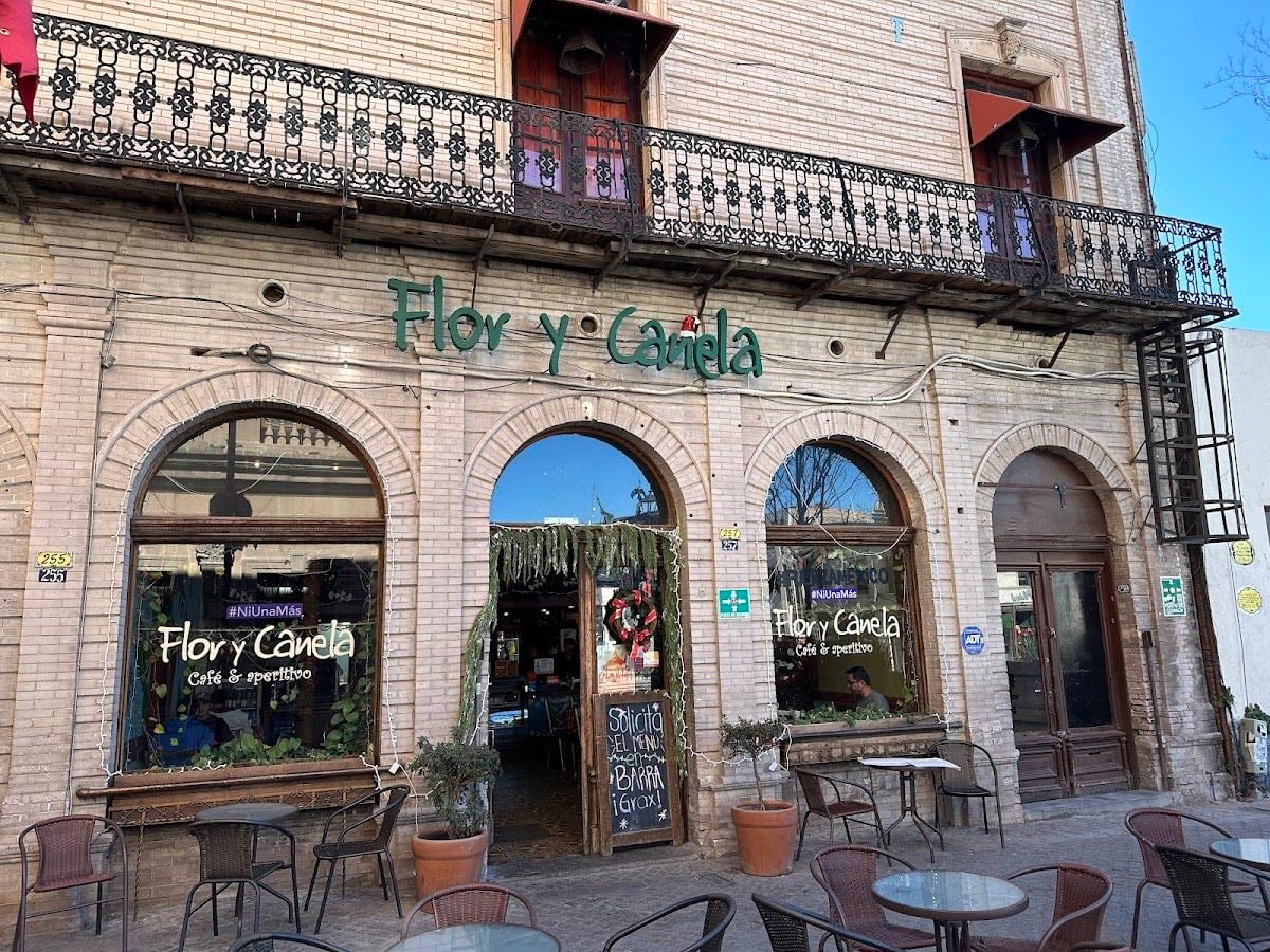 Flor y Canela