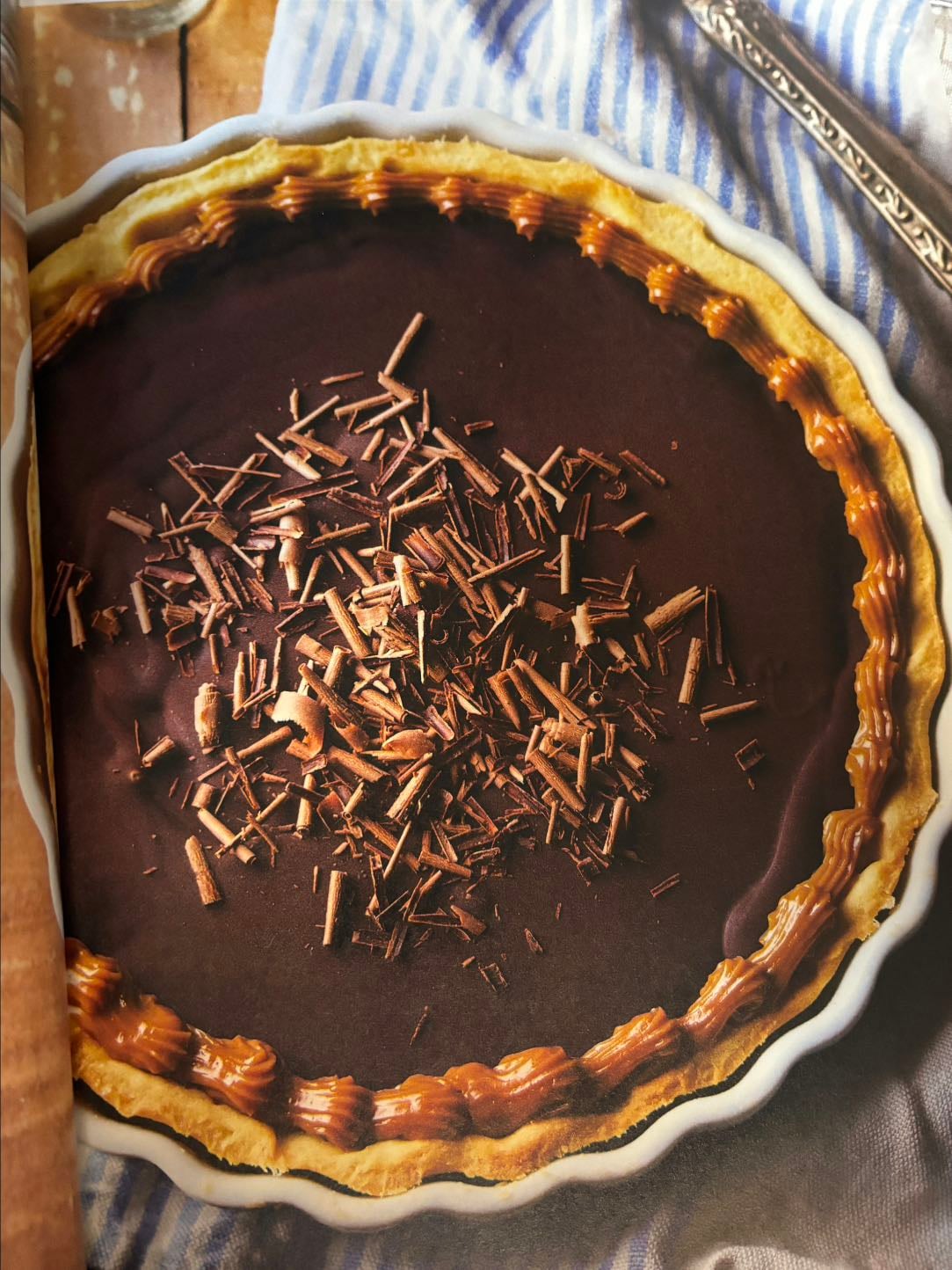 Tarta de dulce de leche y chocolate negro