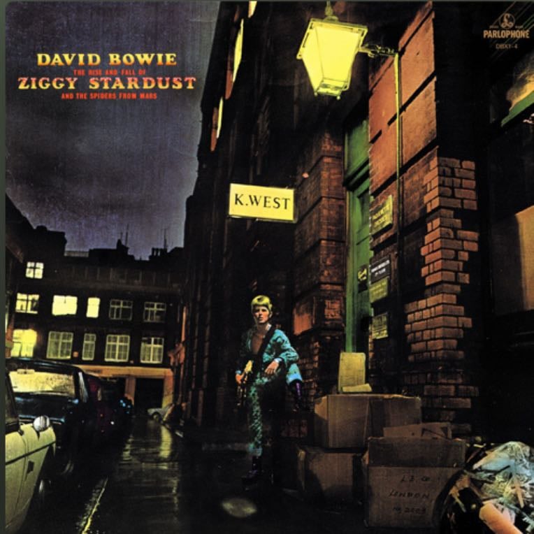 The Rise and Fall of Ziggy Stardust and the Spiders from Mars - David Bowie