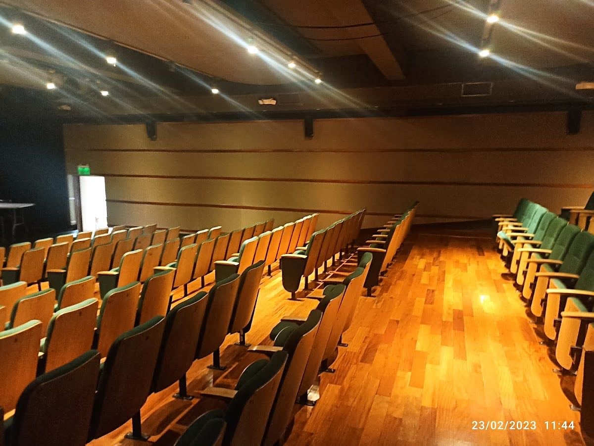 Centro Cultural El Olivar de San Isidro