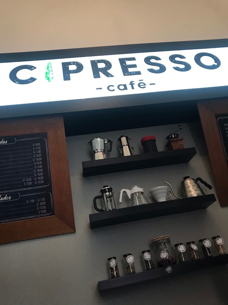 Cipresso Pasta e Caffè