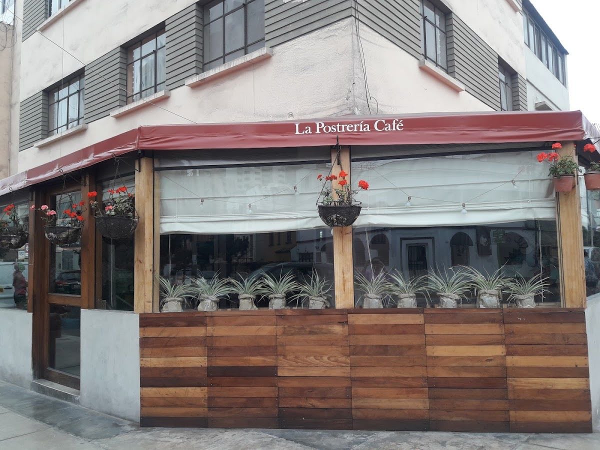 La Postreria Café