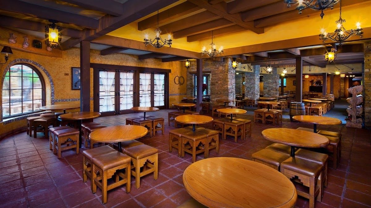 Pecos Bill Tall Tale Inn and Cafe