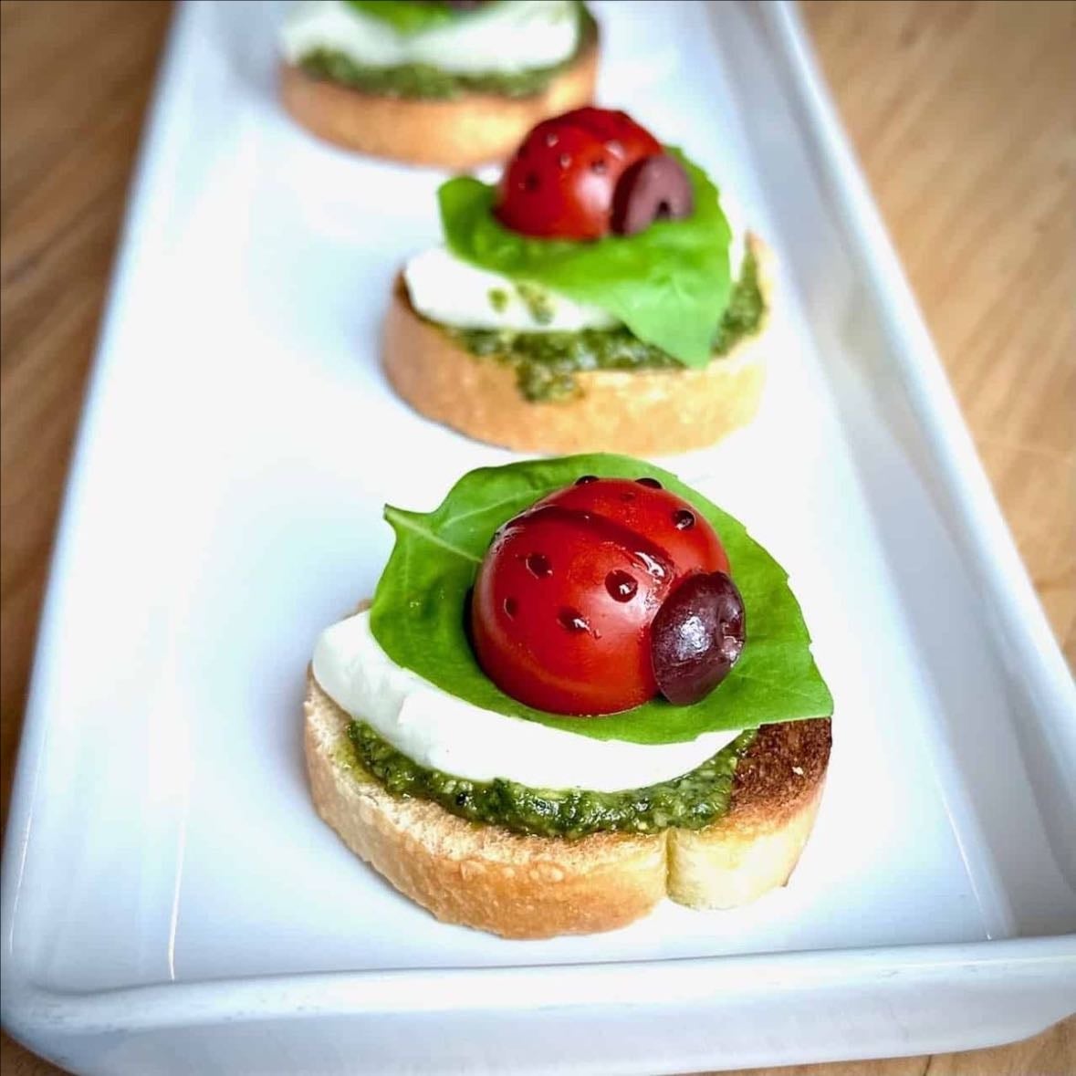 caprese bites