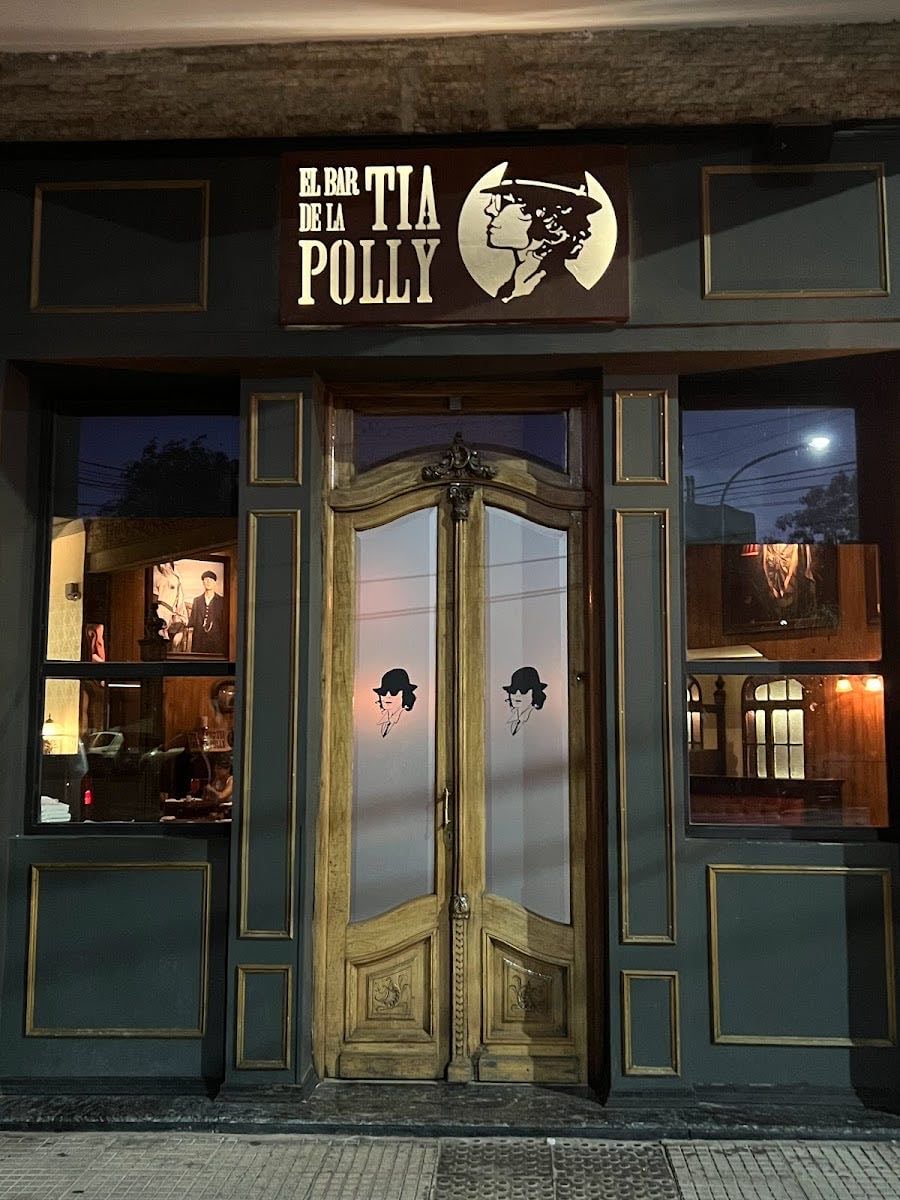 El bar de la Tía Polly
