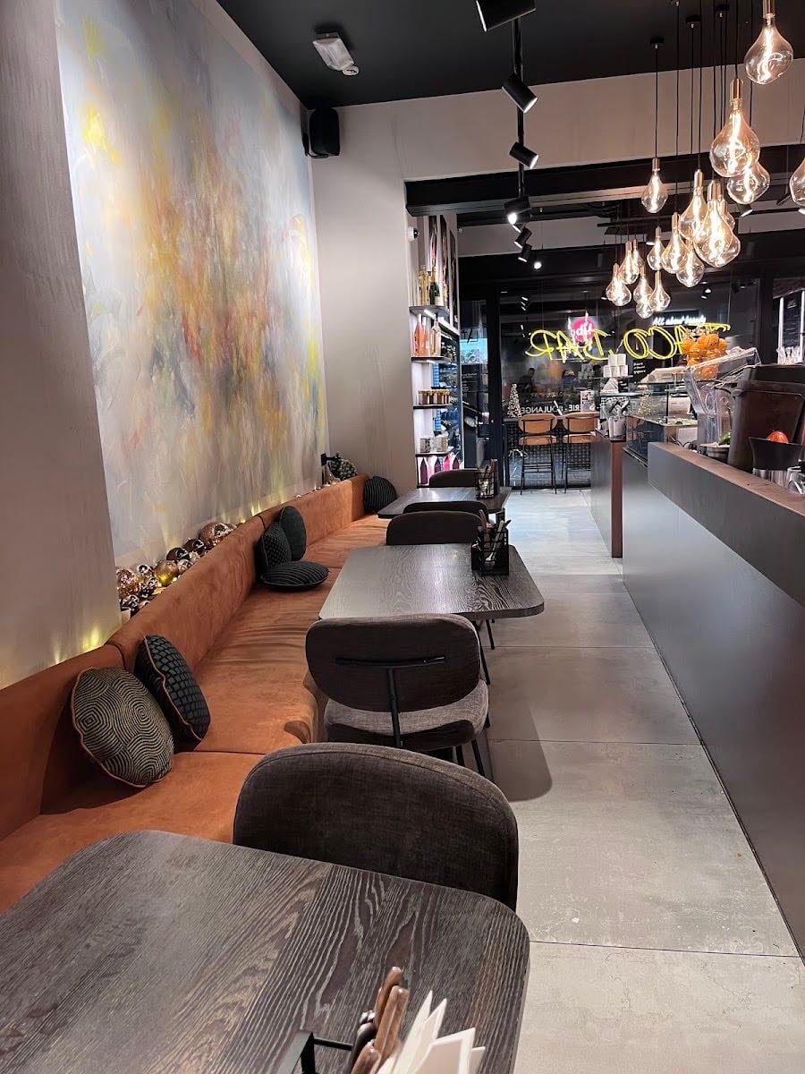 LATYPIQ Brussels - Tacos Gastronomiques - Boulangerie - Pâtisserie- Traiteur