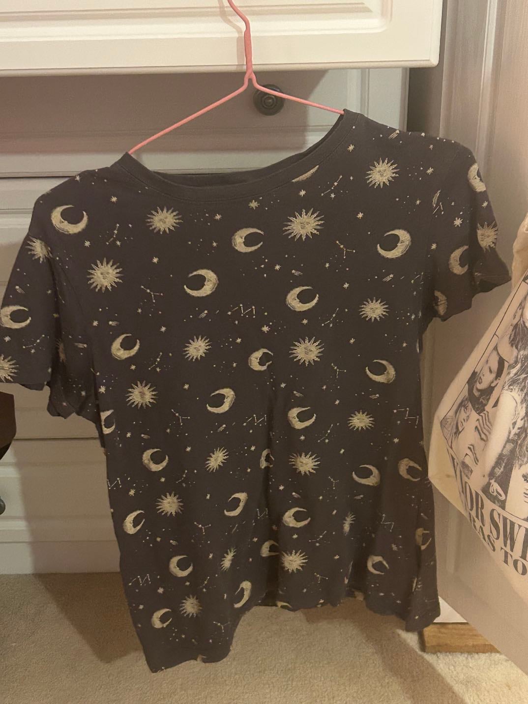 sun and moon top
