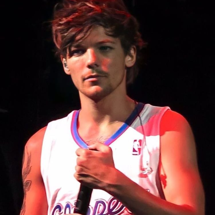 FRAT LOU - Ahhhh heโs so perfect