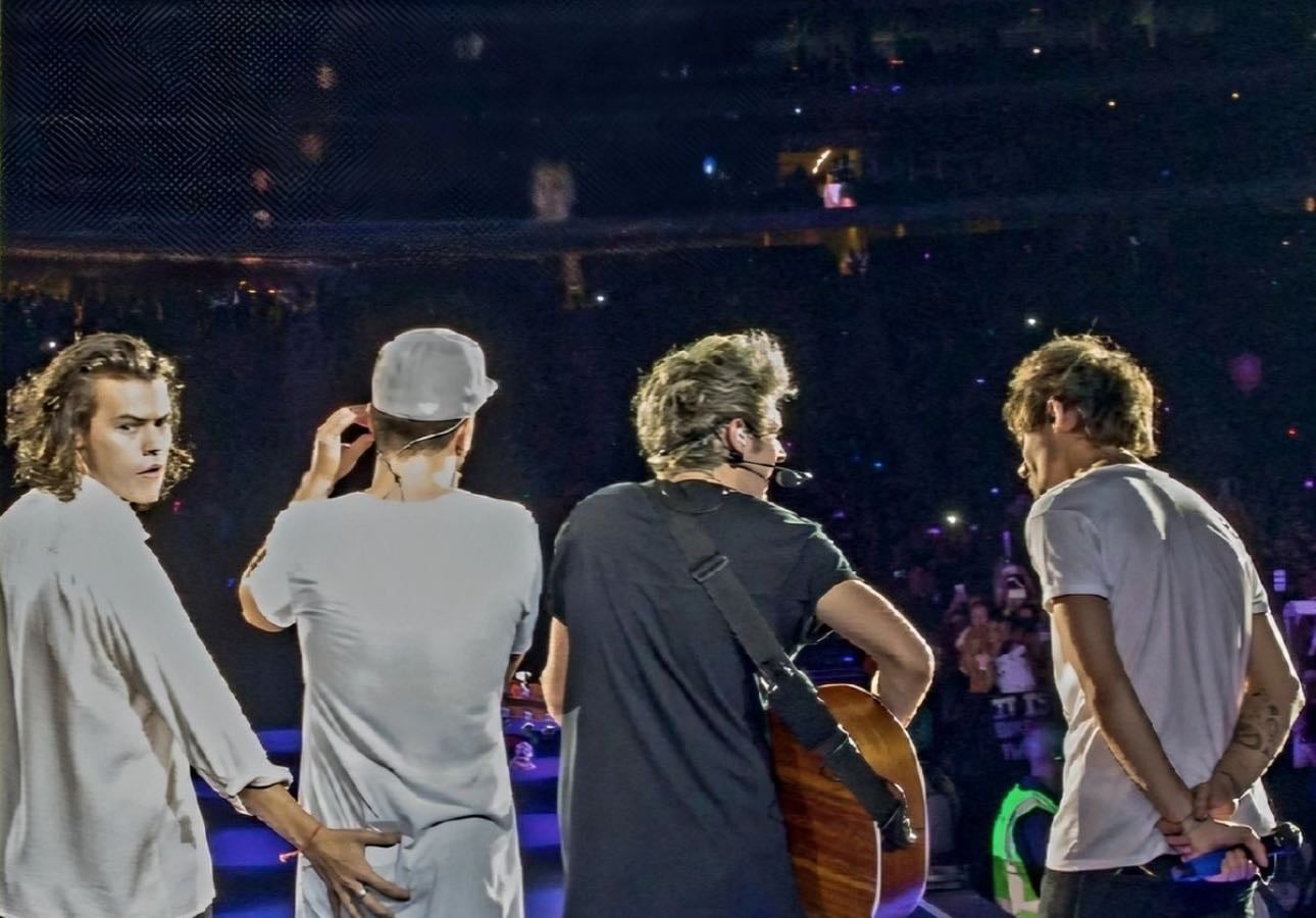 Top 5 Made In The A.M songs - Music hypelist by Abby S