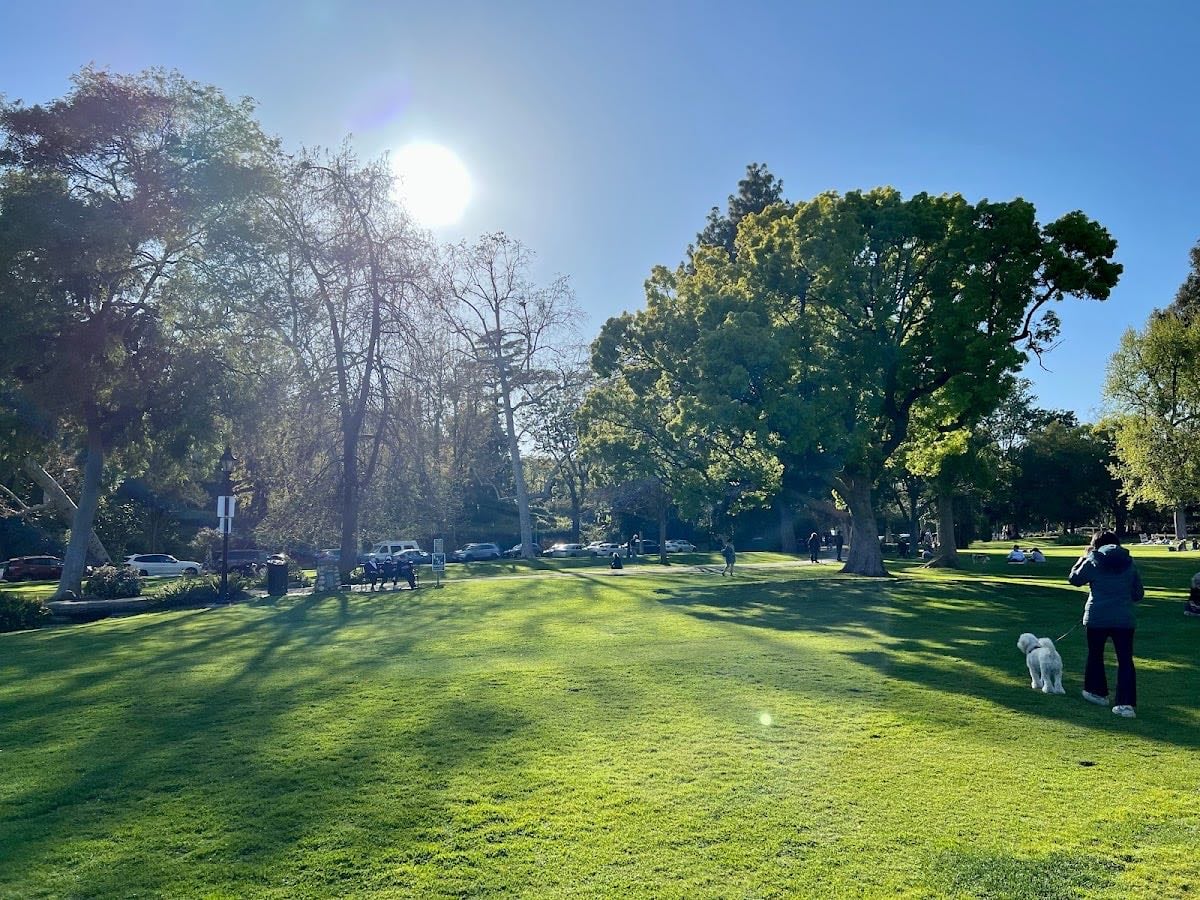 Holmby Park