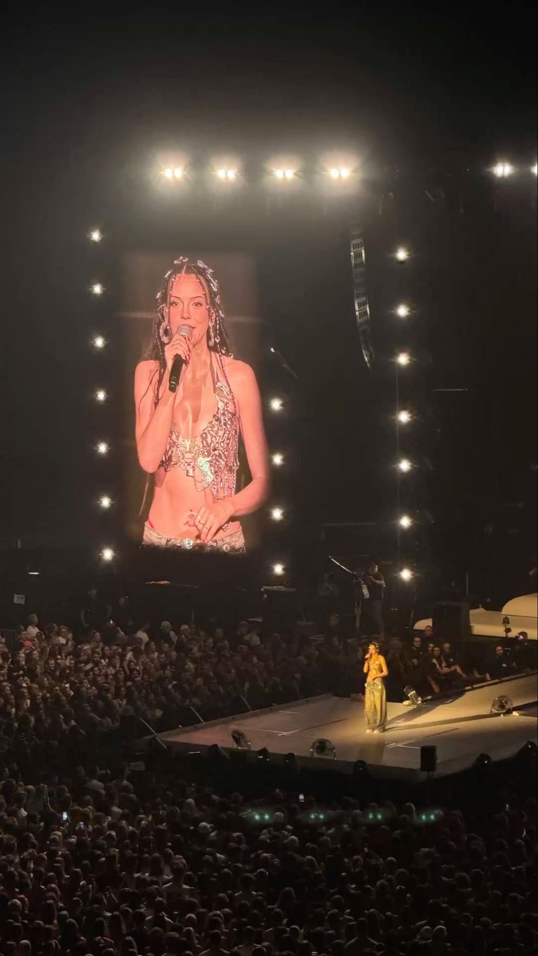 Nina Chuba Tour 2025