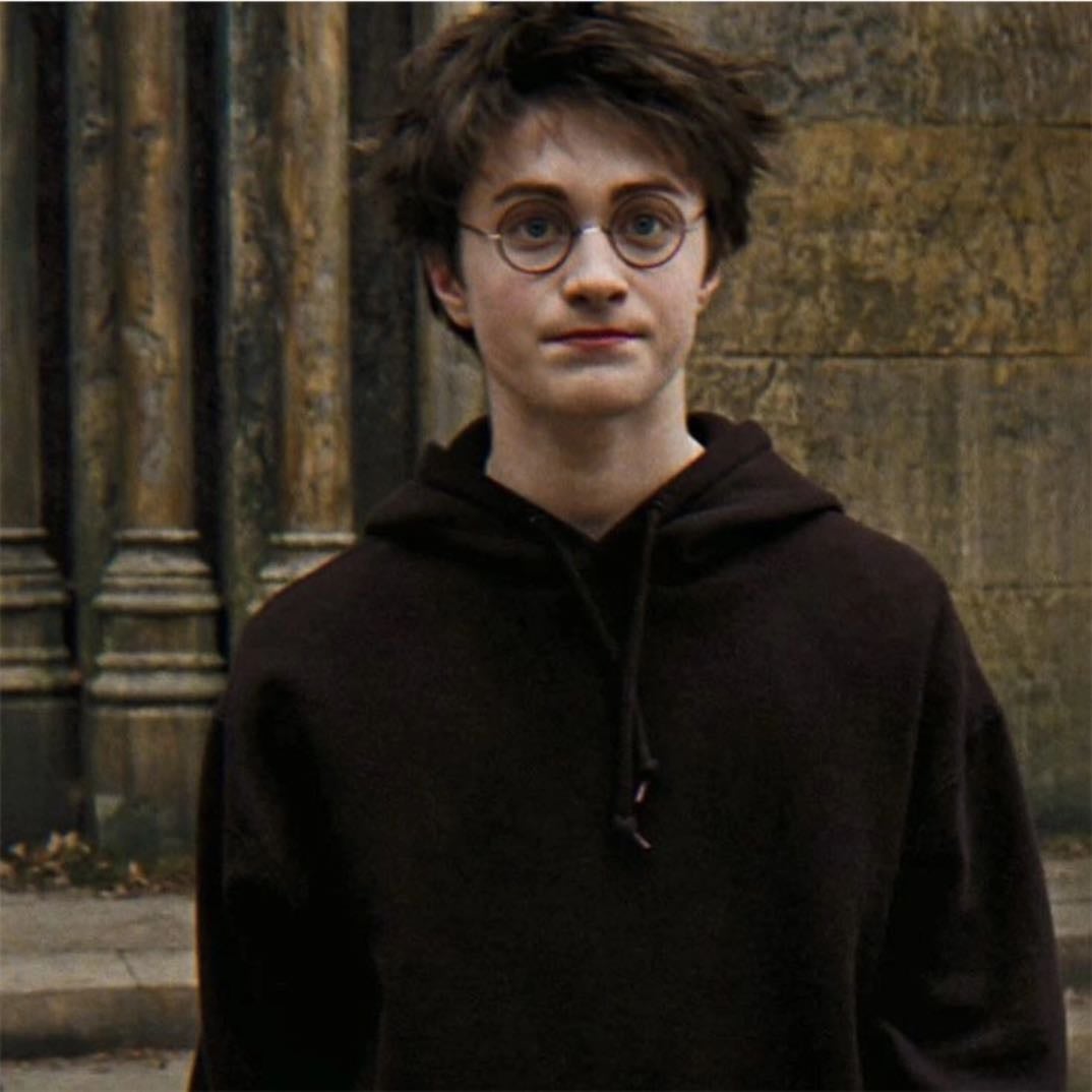 Harry Potter - sooo cuuuteee litteraly his story