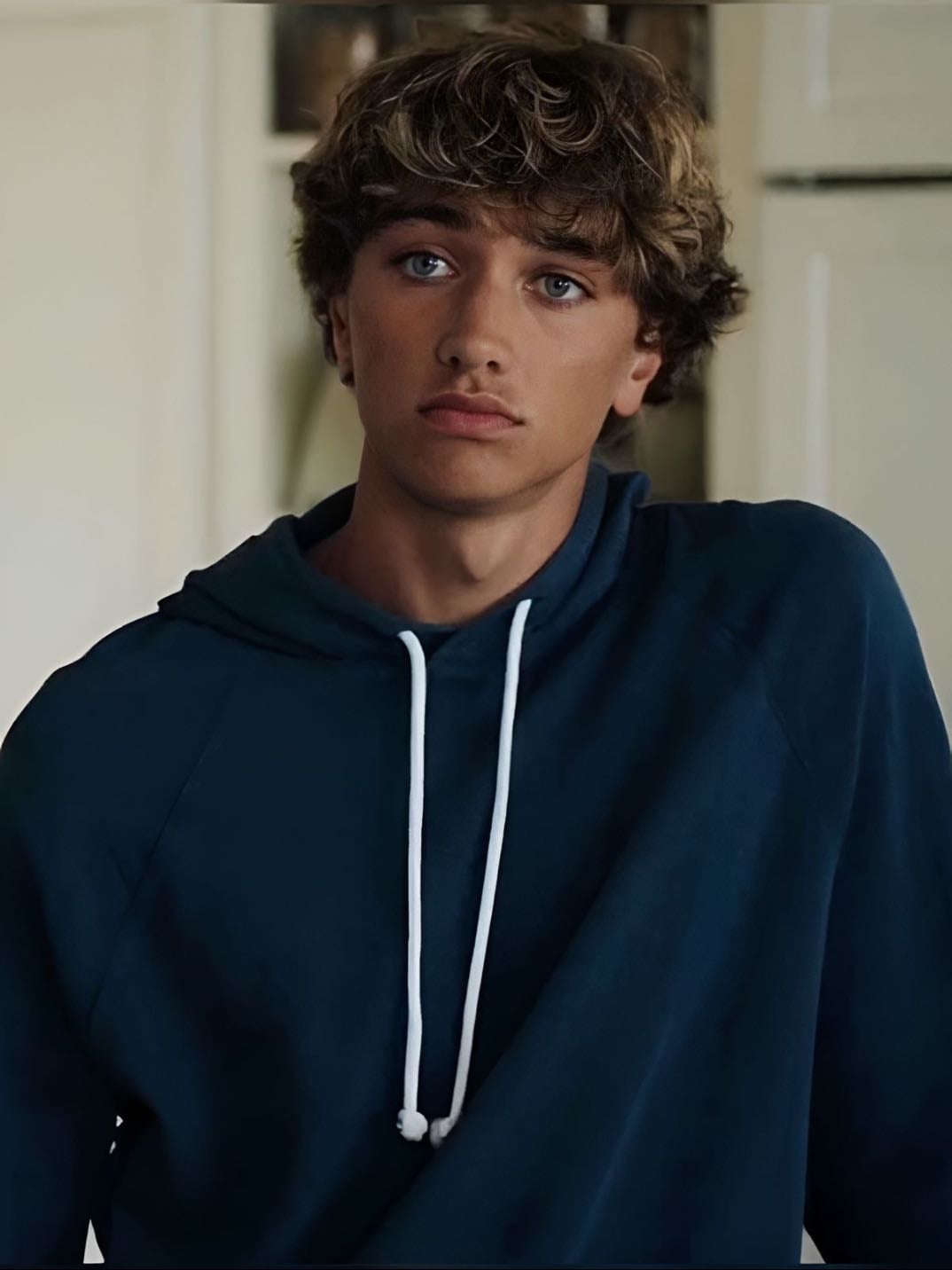 Jeremiah - blue eyes, Always the 2nd choice