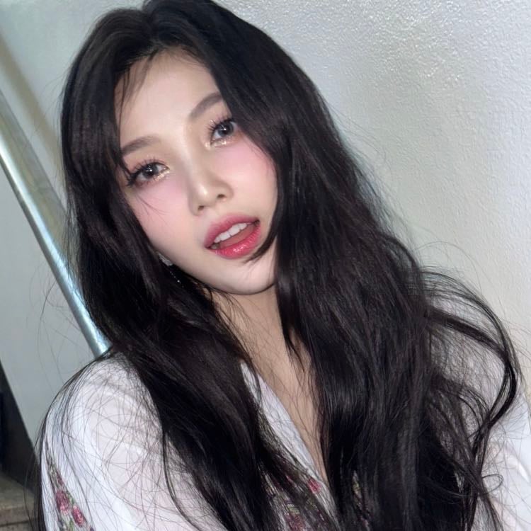 joy ⠀ʚɞ⠀red velvet