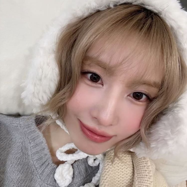 momo ⠀ʚɞ⠀twice