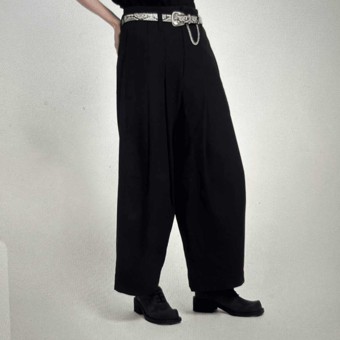shinyakozuka volume trousers