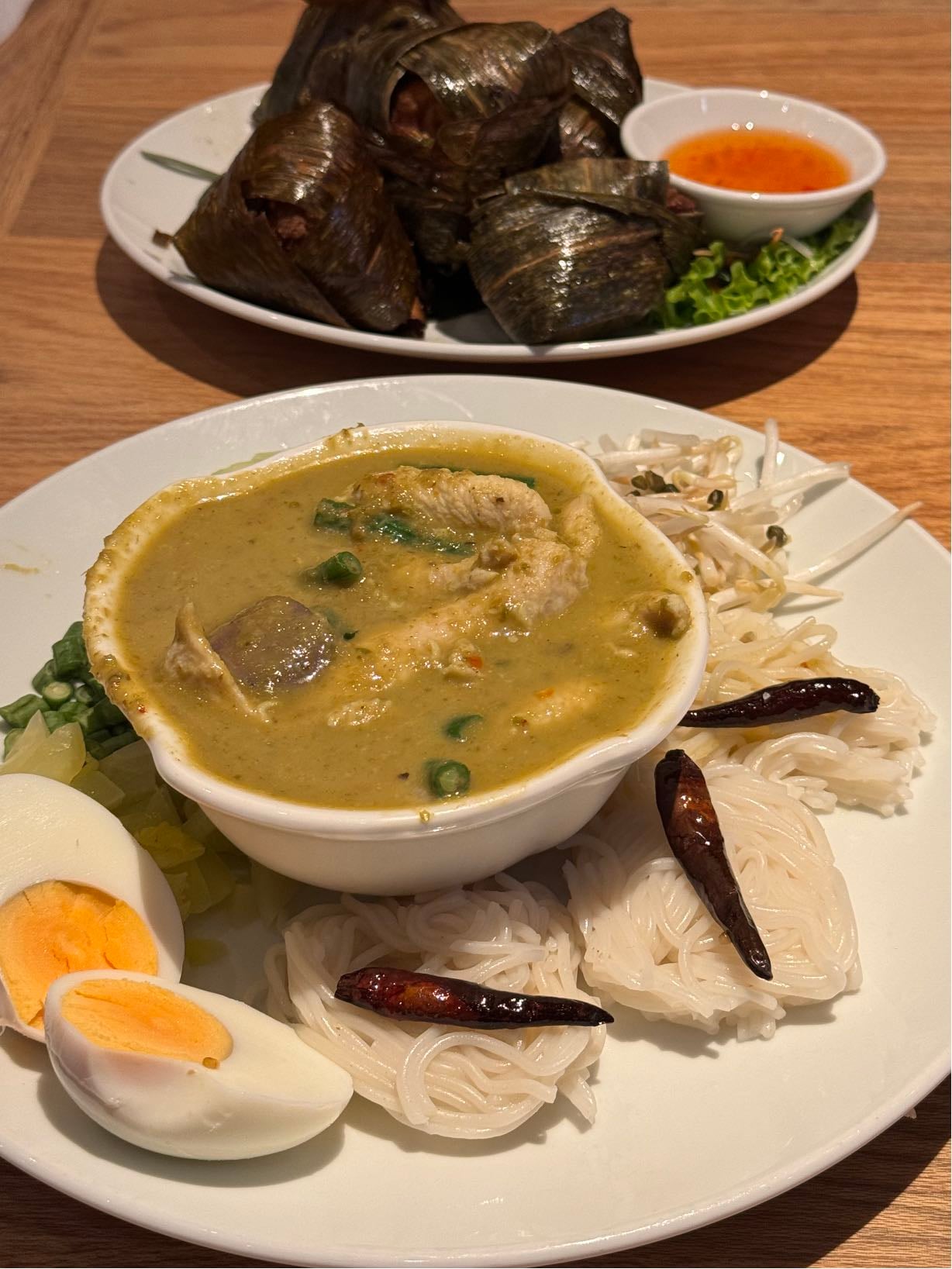 Absolute Thai @ 1 Utama - Everything is good! (So far)