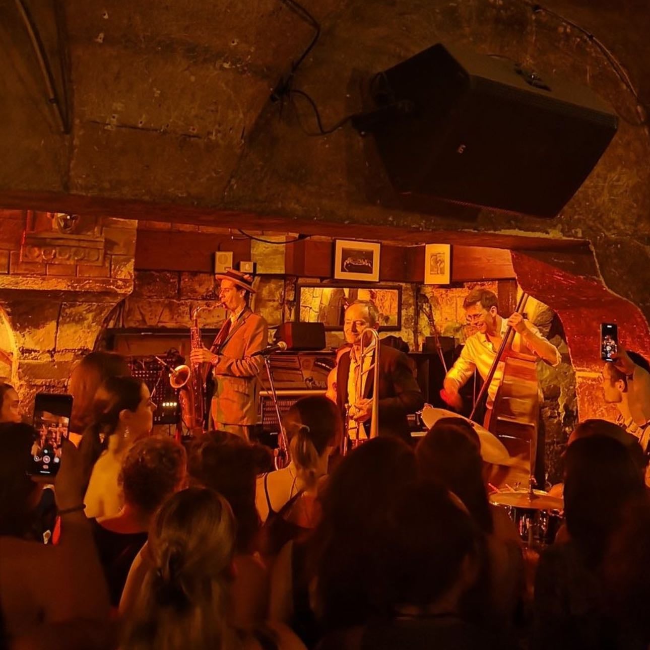 π· Jazz club date