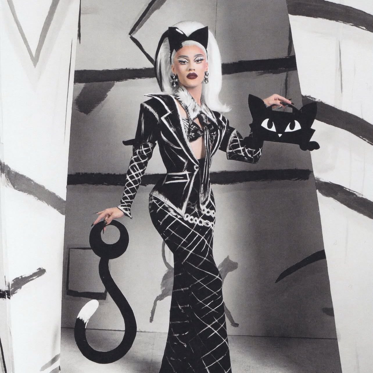 Black & White Ball - JEWELS SPARKLES π