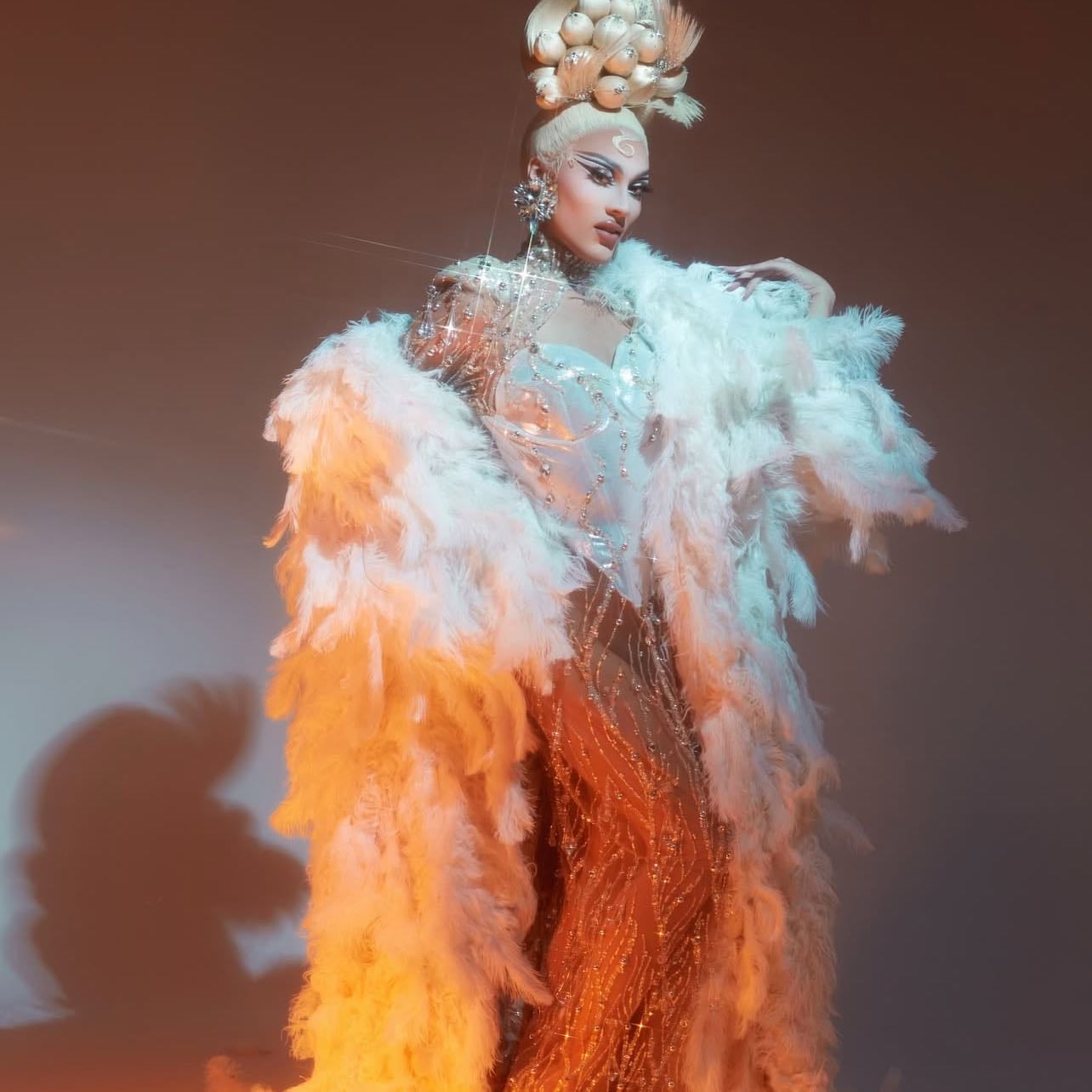 Opulent Outerwear - JEWELS SPARKLES π