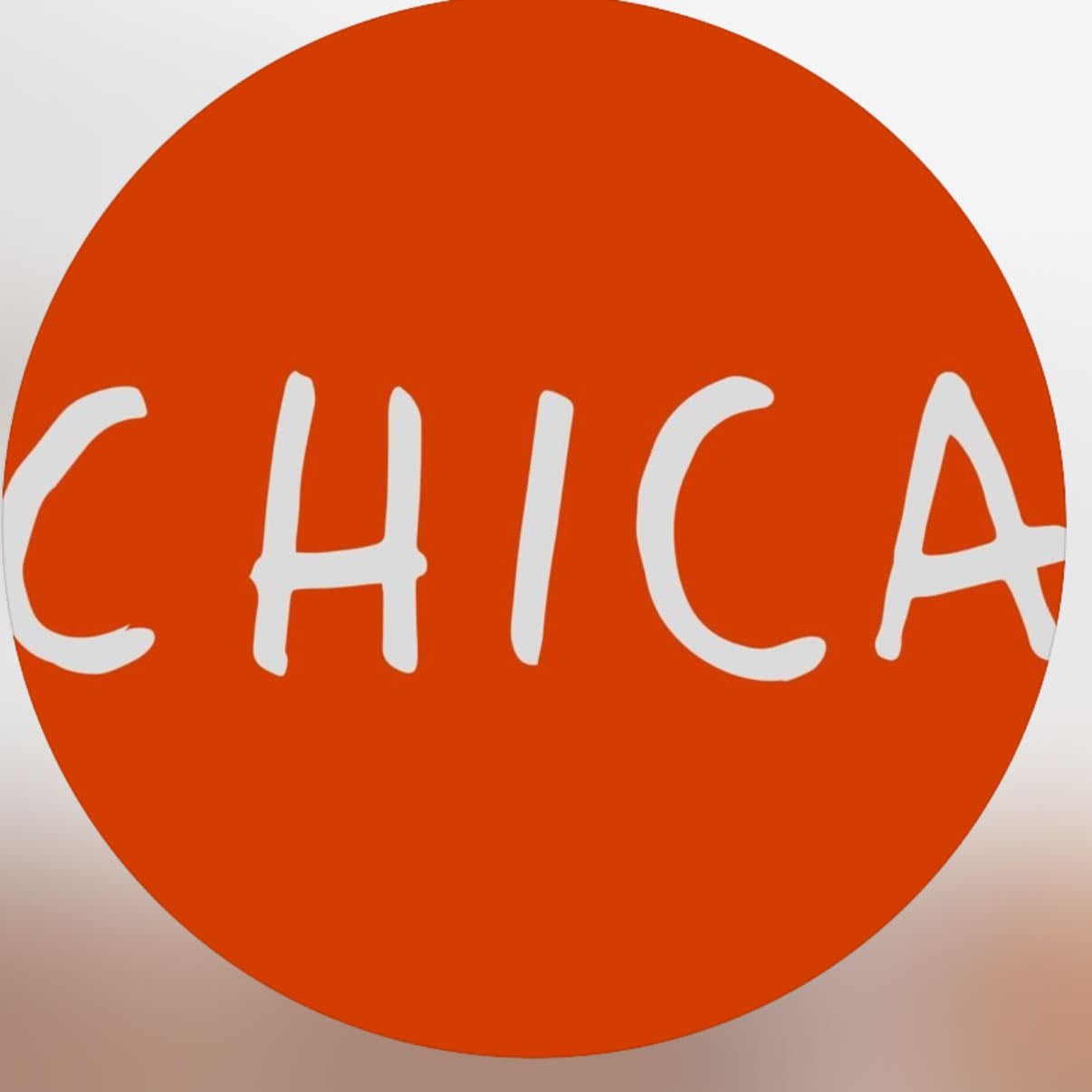 Chica kitchen