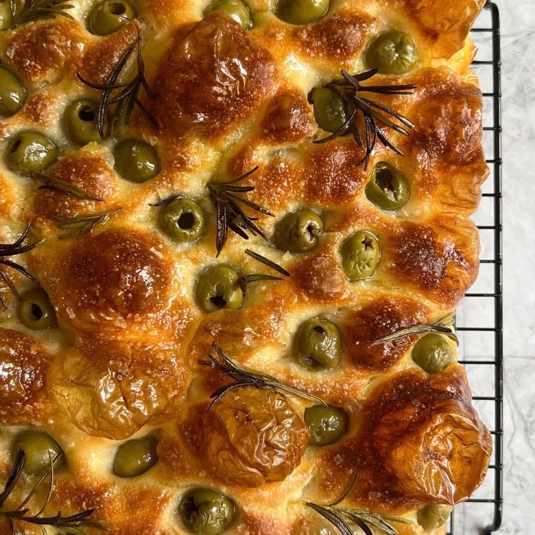 Foccacia olives