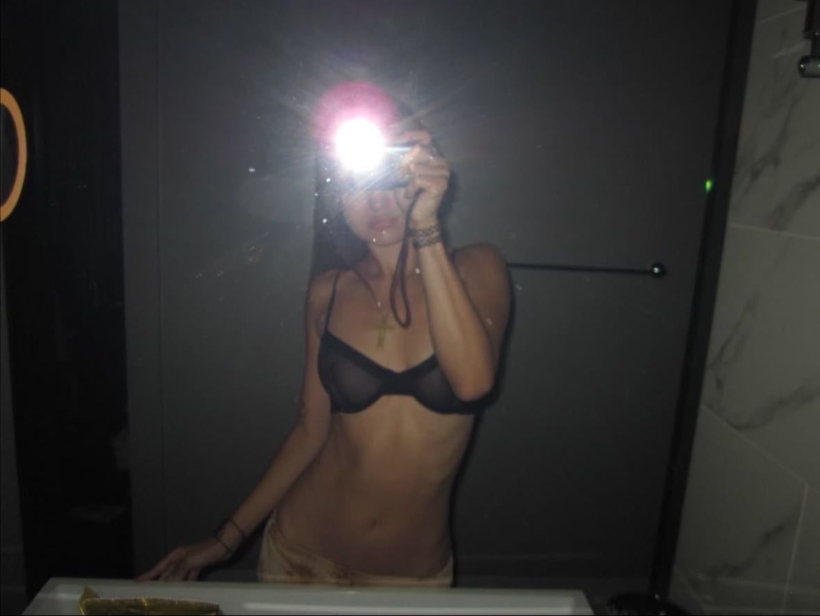 damn yous a sexy b*tch