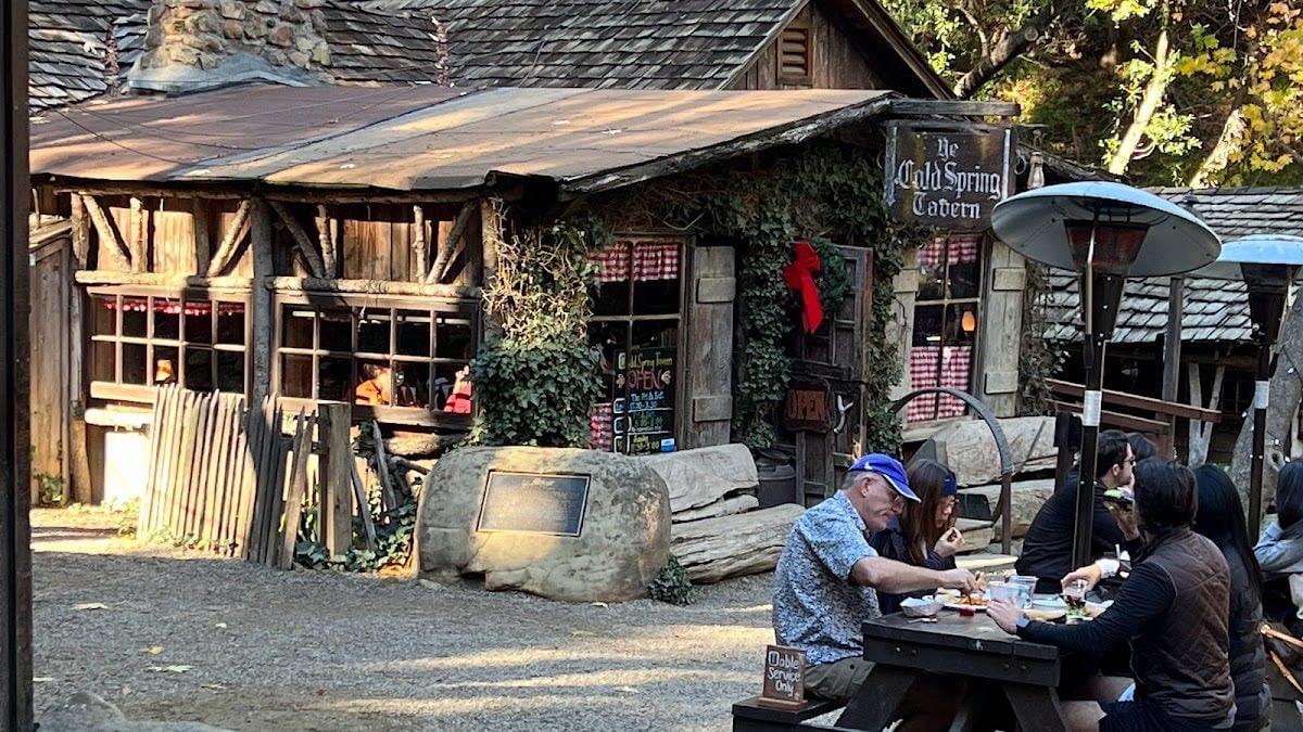 Cold Spring Tavern