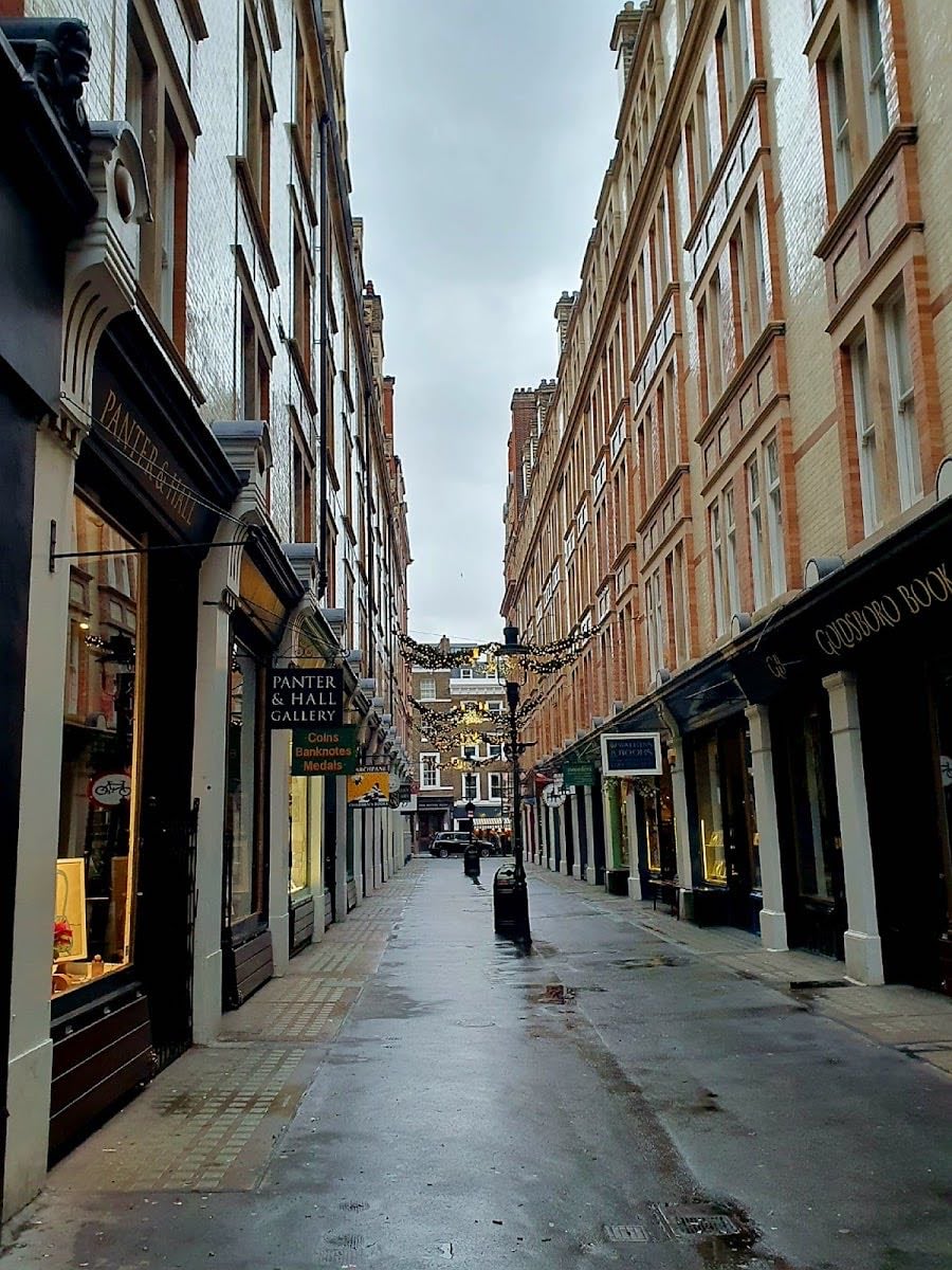 Cecil Court