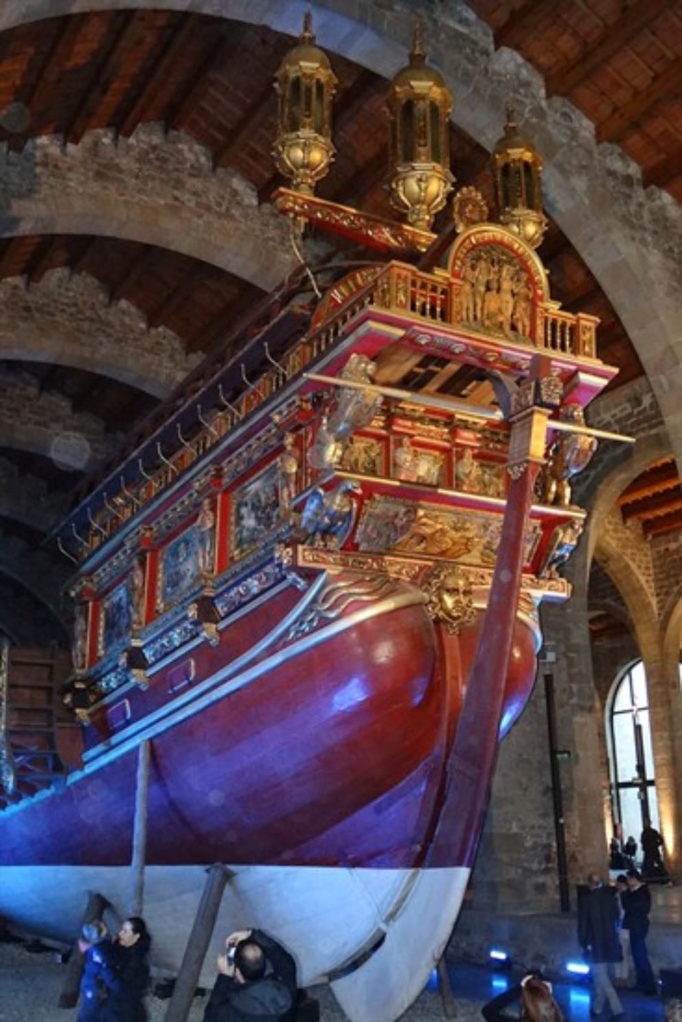 Gratis museum ✨💫🏛️ - The Maritime Museum is all about ships and history. You can visit it for free on Saturdays and on Sundays after 3 PM.
So if you’re looking for a cute plan to do in the city, this one’s perfect! 🌊✨
Plus, the museum has a café that’s also a lovely spot to grab a drink after exploring.