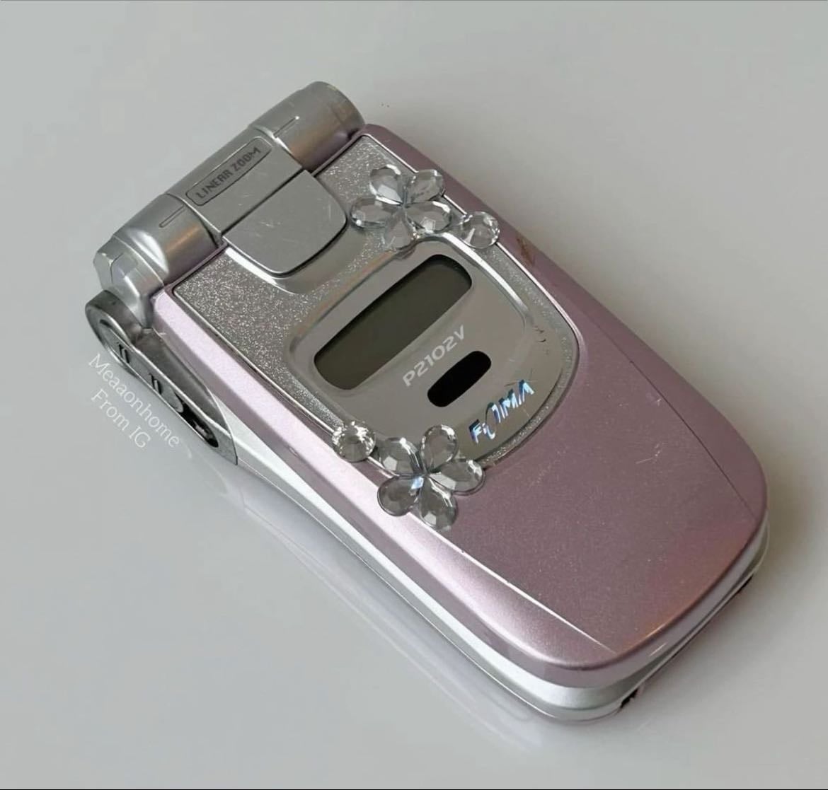 Flip phone