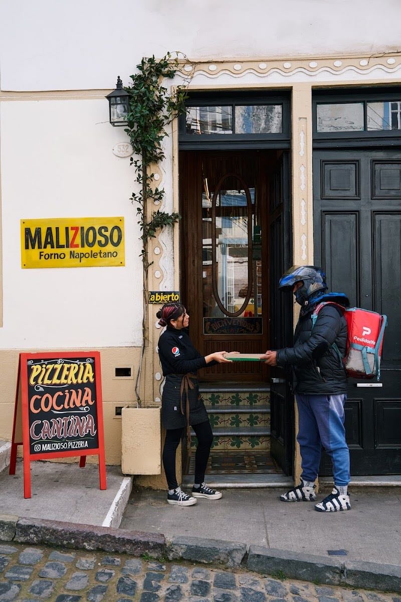 MaliZioso Pizzería - miércoles 01/01