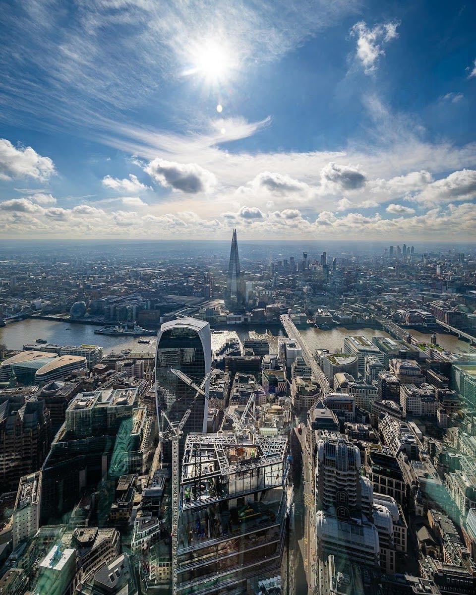 Horizon 22 - LONDON'S HIGHEST FREE VIEWING PLATFORM