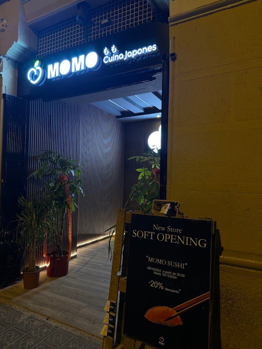 Momo sushi buffet