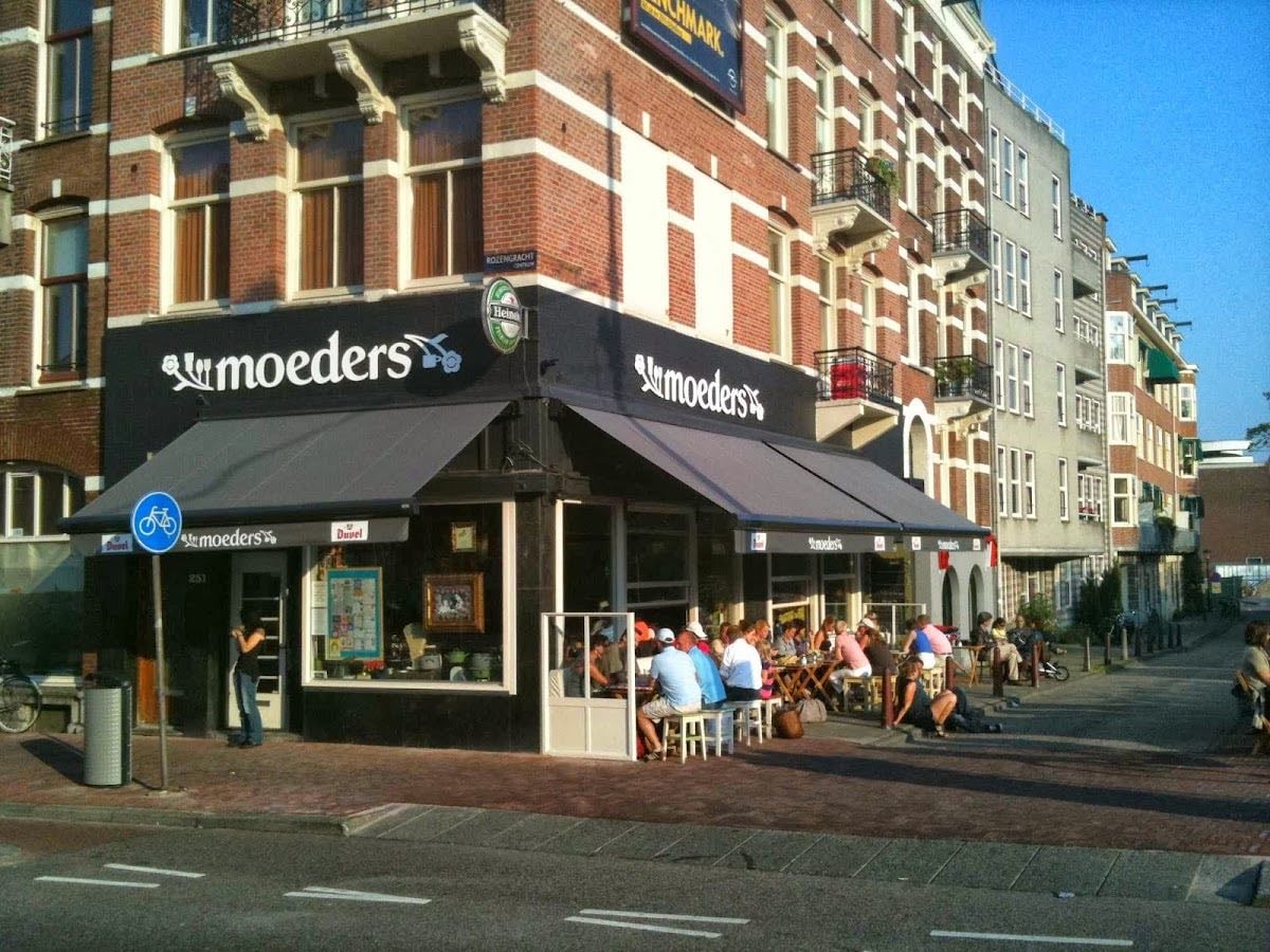Moeders - Want proper Dutch food (like an actual meal, not FEBO)? “Mothers” is your spot!
