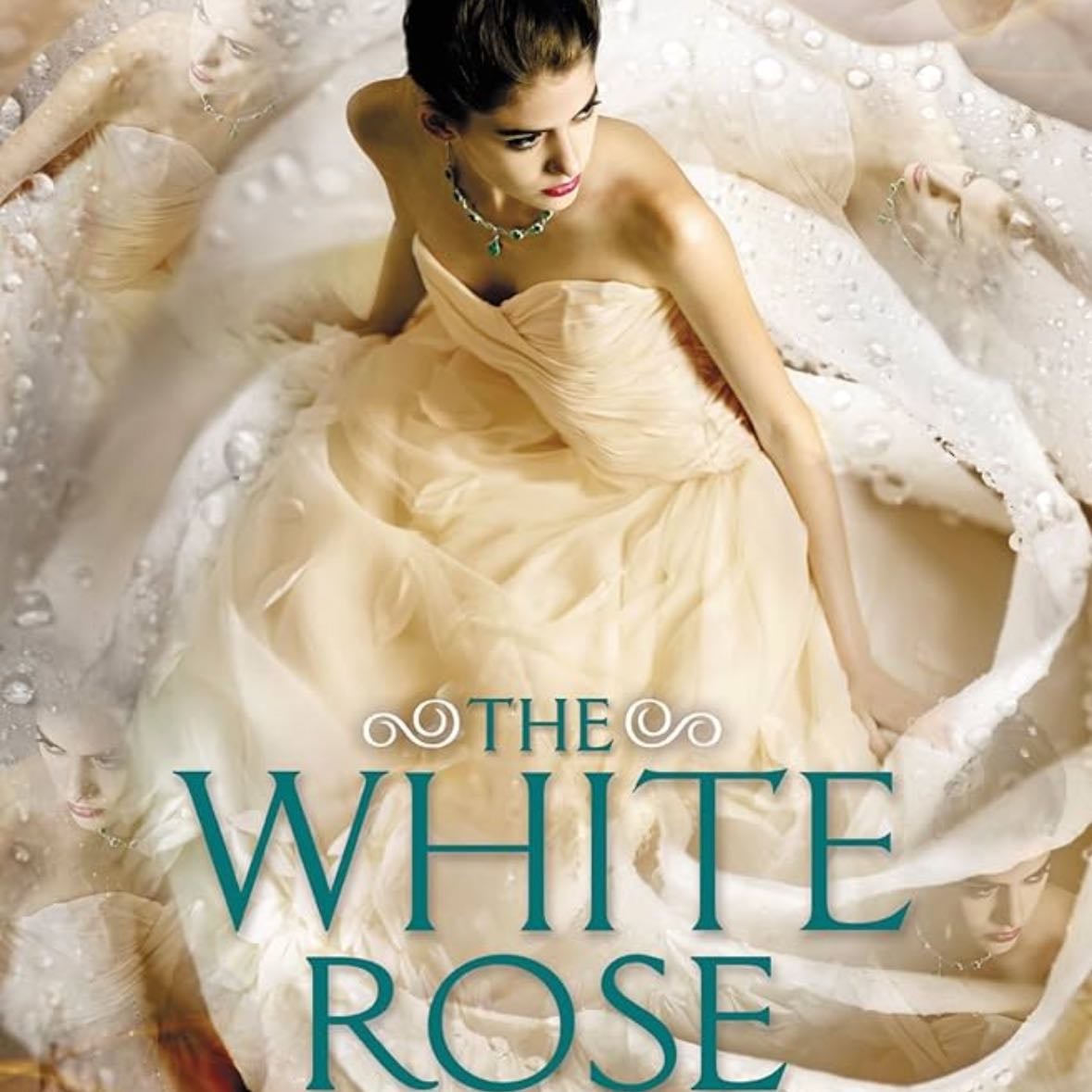 The White Rose - Amy Ewing • (3⭐️)