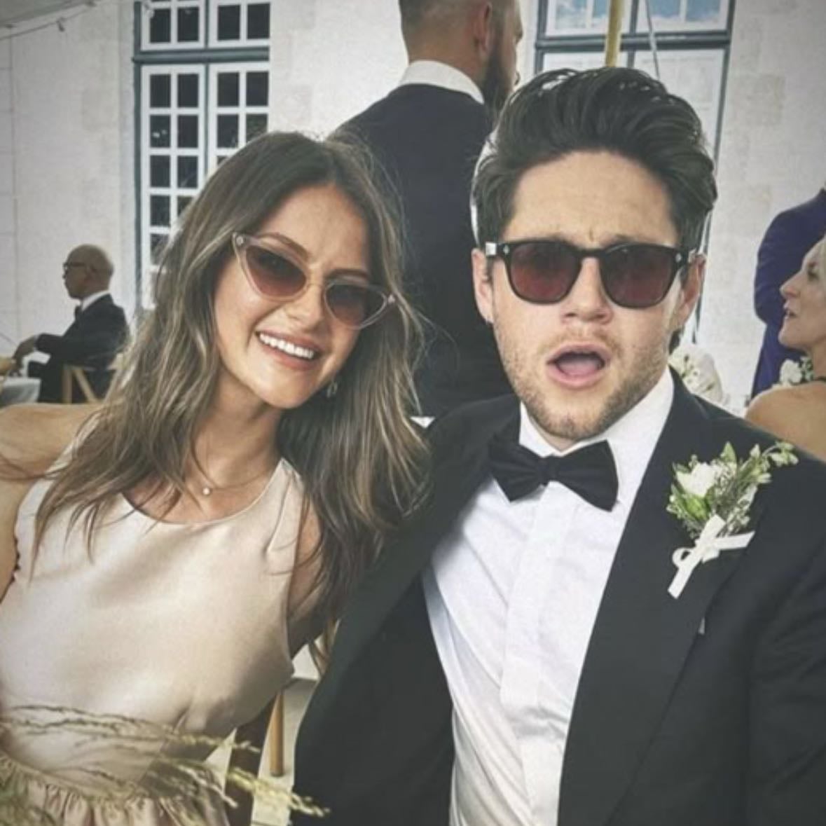 Wedding - “Ofcourse he pulls a face in a nice photo opportunity”
