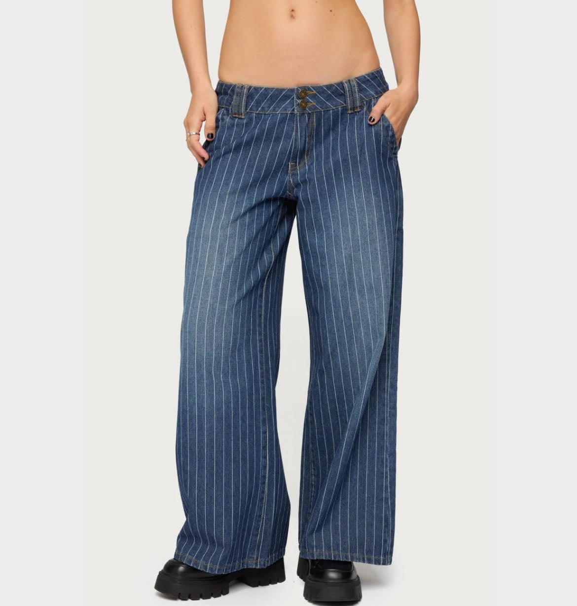 EDIKTED - Petite Cory Striped Low Rise Jeans
