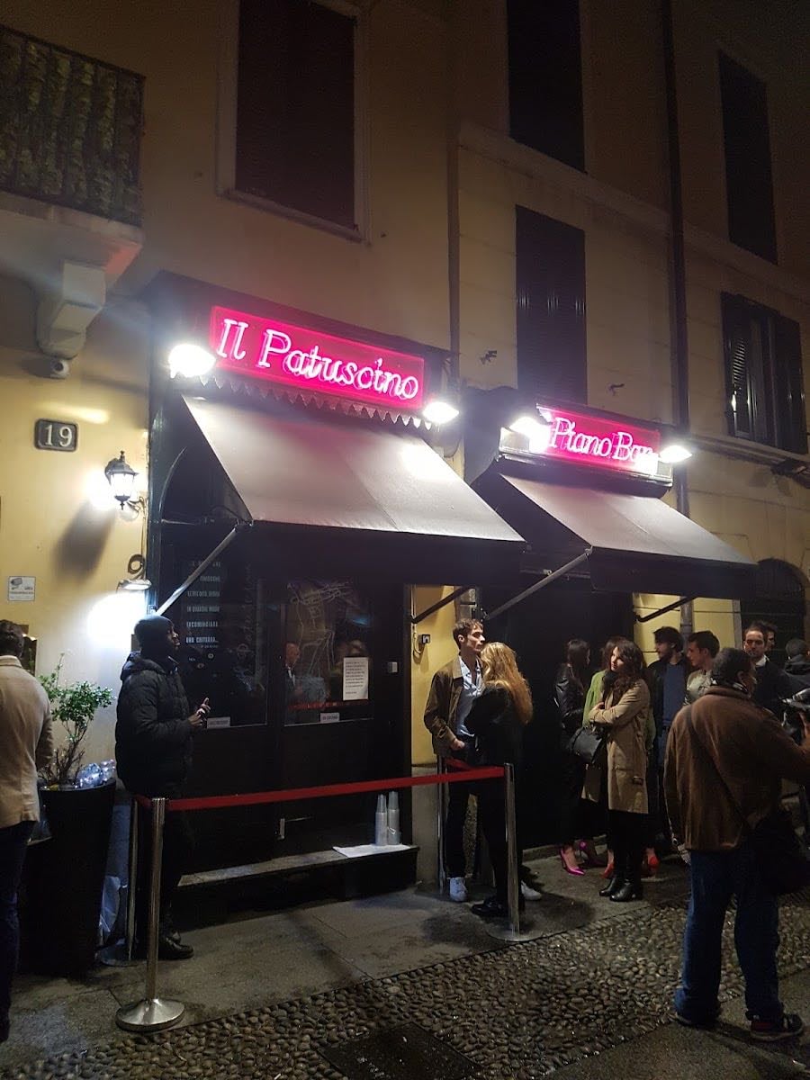 Il Patuscino - So much fun a very Italian - karaoke place