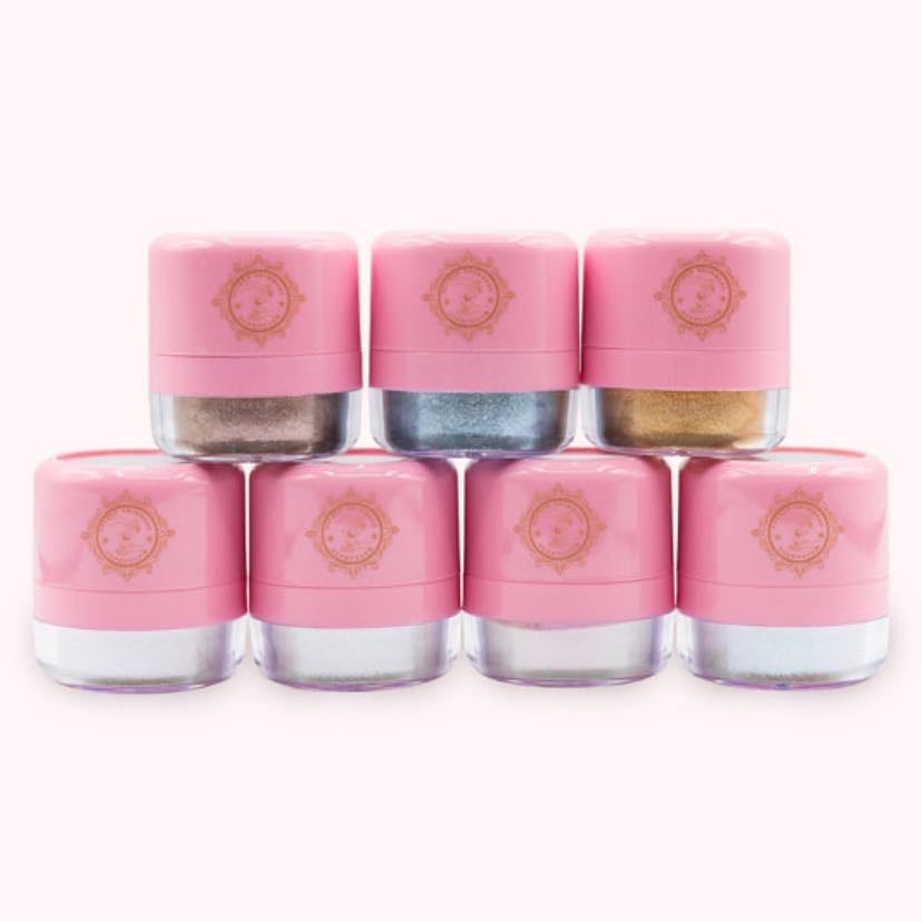 sushyglow sacred shimmer - shade: any ! but i have rainbow freckles