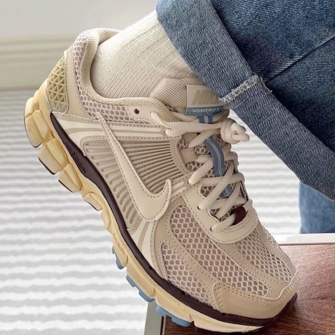 Nike - Zoom vomero 5 oatmeal
