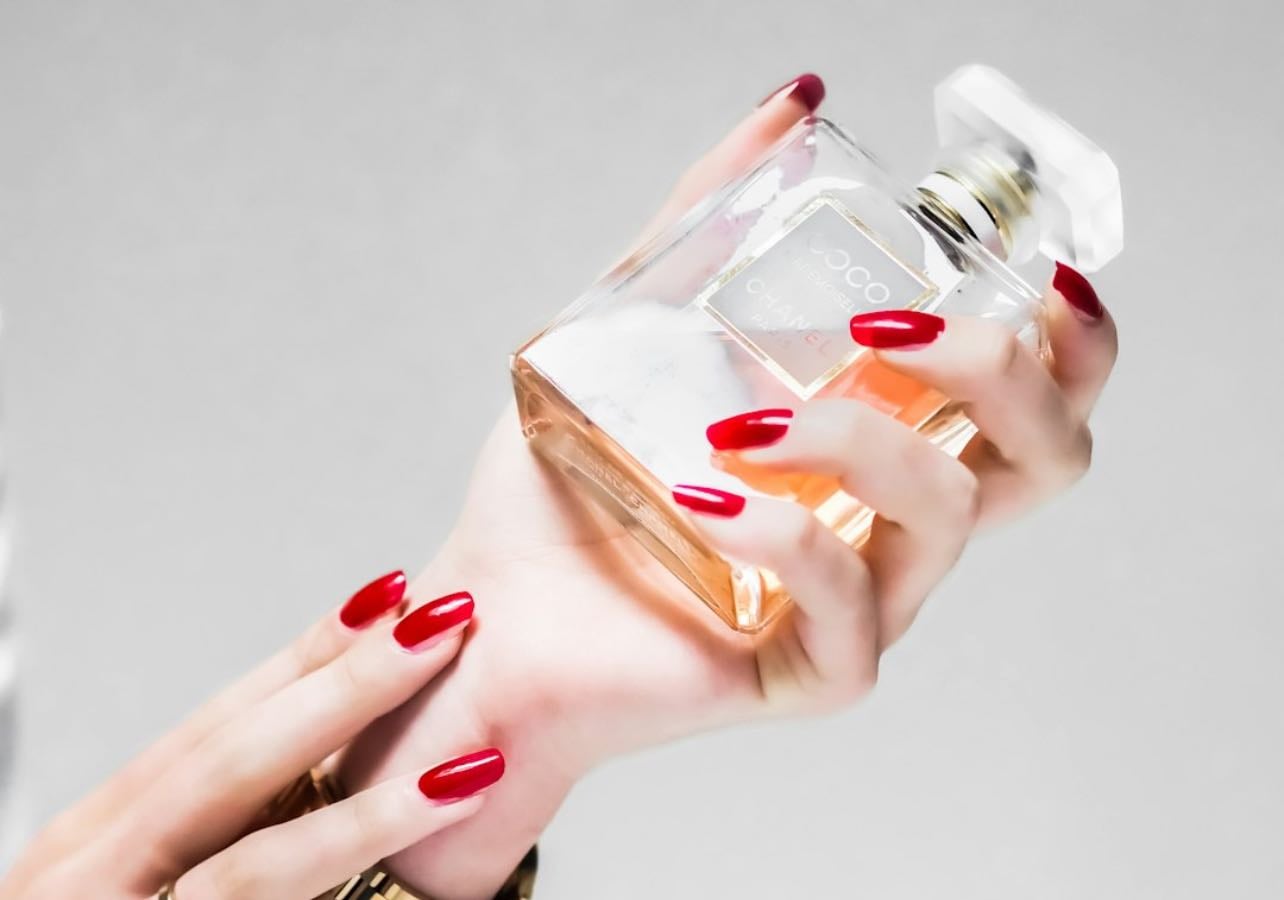 Perfumes 💋 scent - Products hypelist by Ruth Valeria