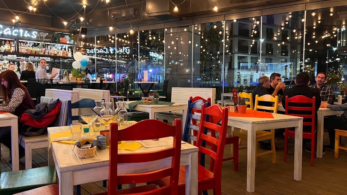 Blue Cactus Cocktails & Tapas | Elektrownia Powiśle