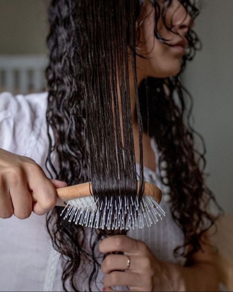 Brosser ses cheveux