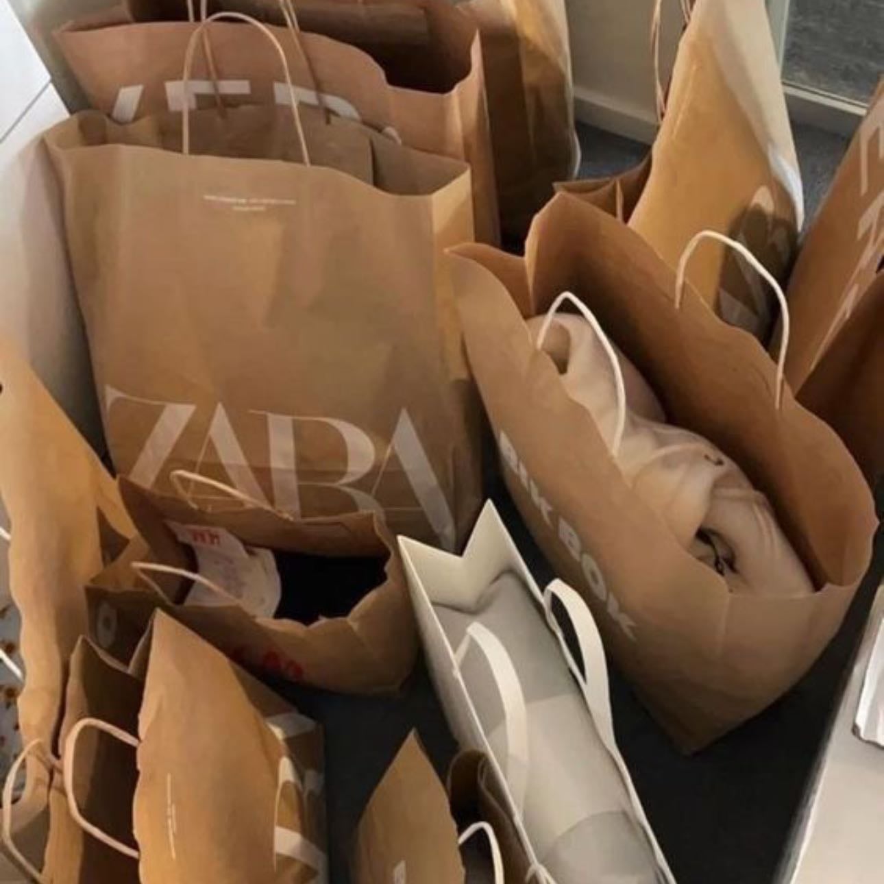SHOPPING