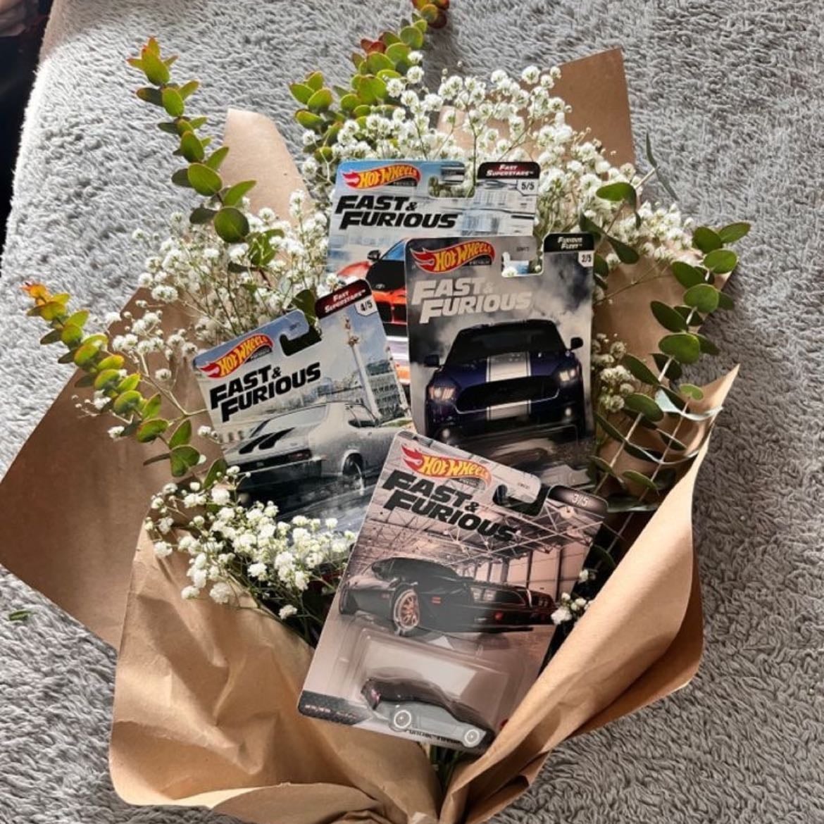 Ramo Hot wheels - Puede ser un ramo o uno personalizado