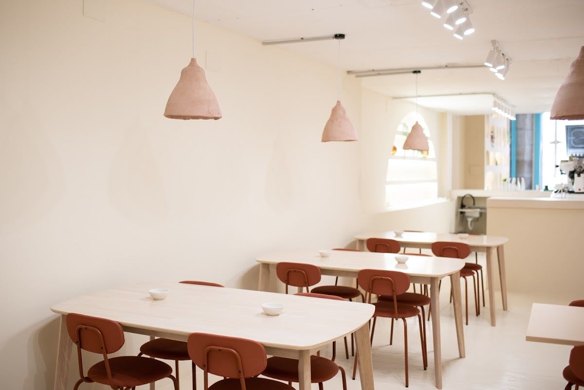 Mama Pottery Café