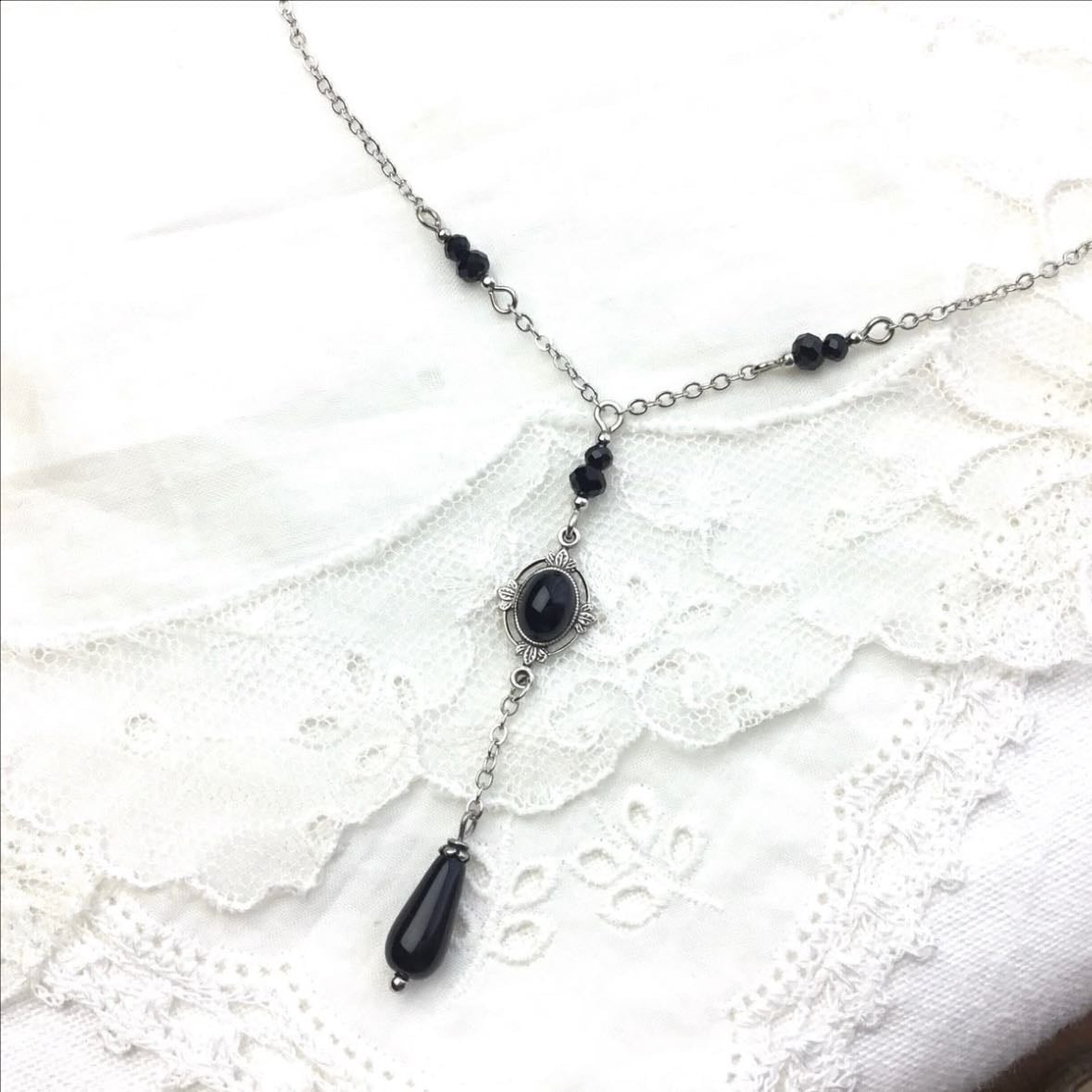 Black/silver